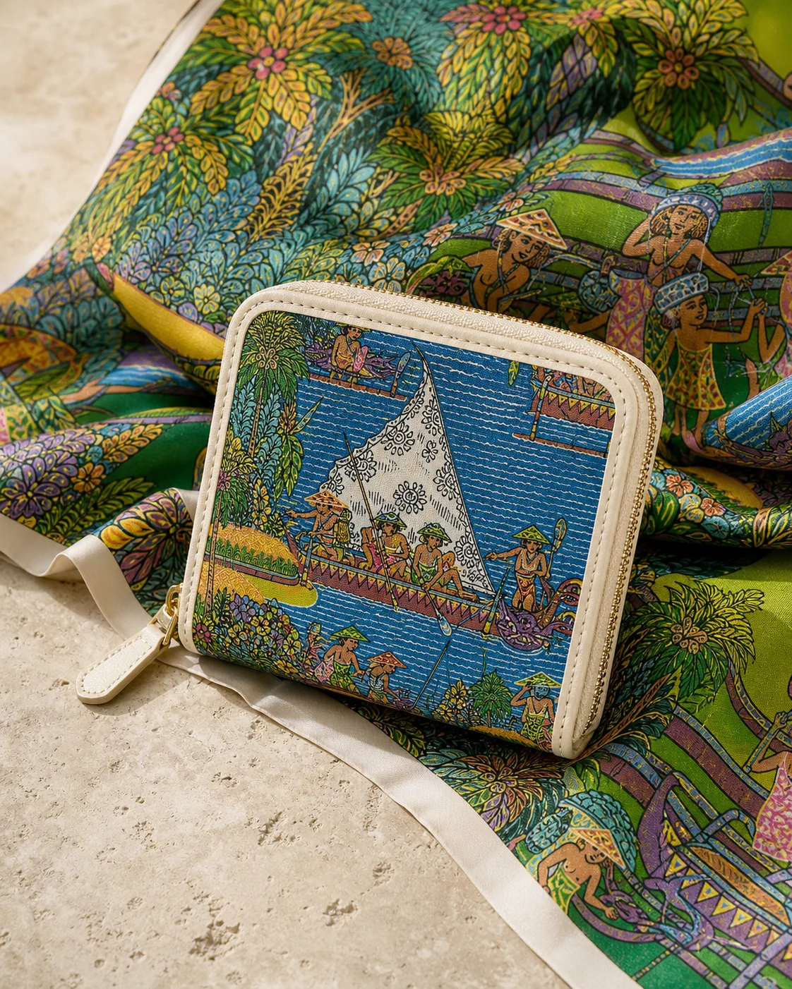 Compact fold wallet carrying a detail from Pugur’s dragon boats painting